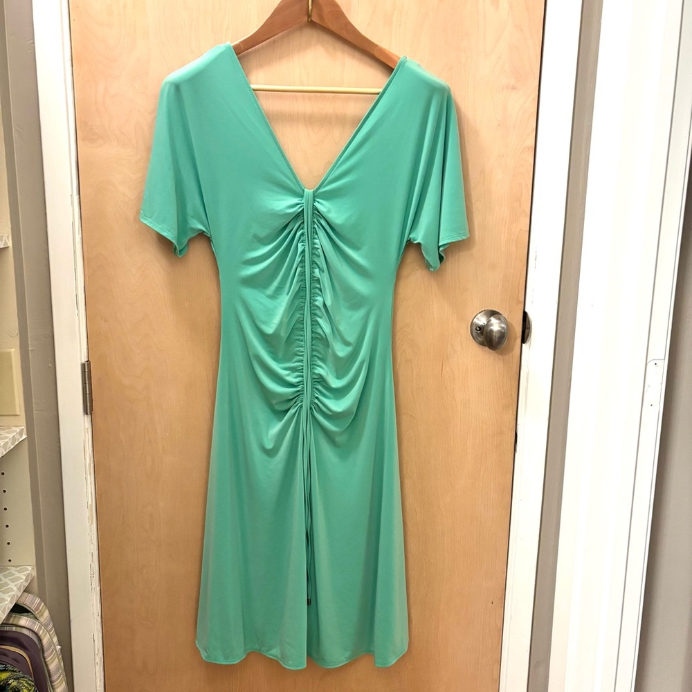 White House Black Market Green Midi Sun Dress Midi Size Medium Romantic Bodycon - Picture 2 of 9